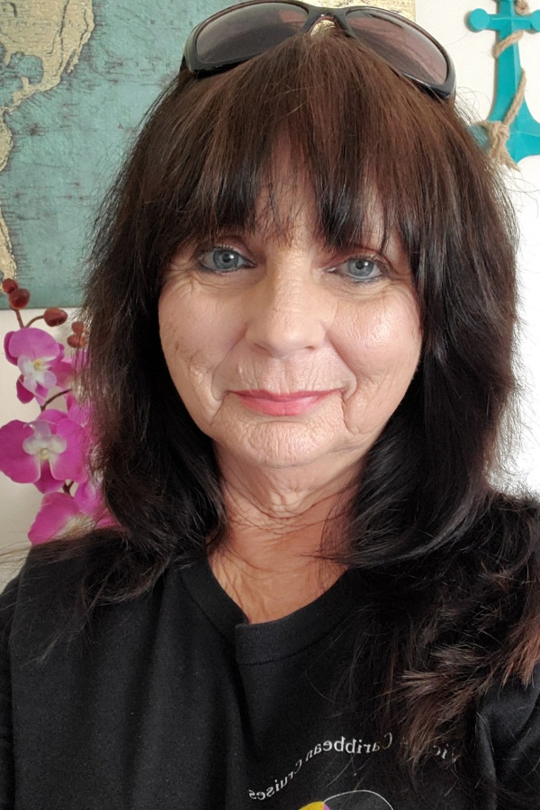 Cruise Brothers Travel Agent Vickie Vitale